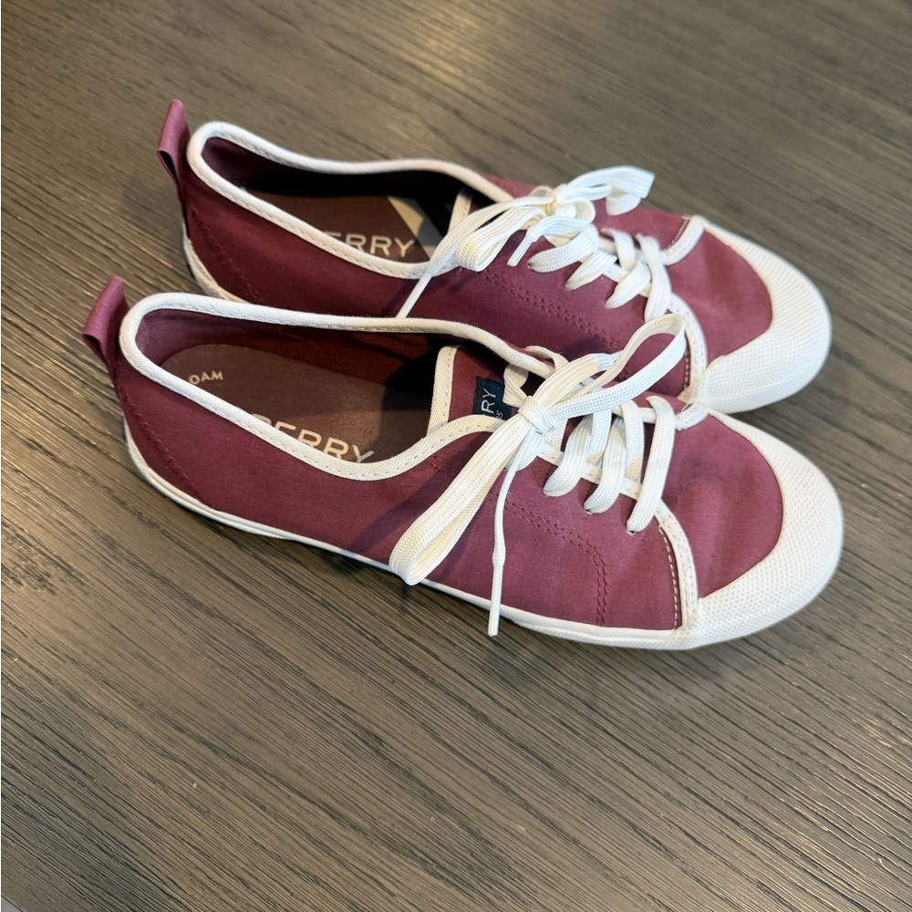 Sperry Women's Maroon Canvas Sneakers
